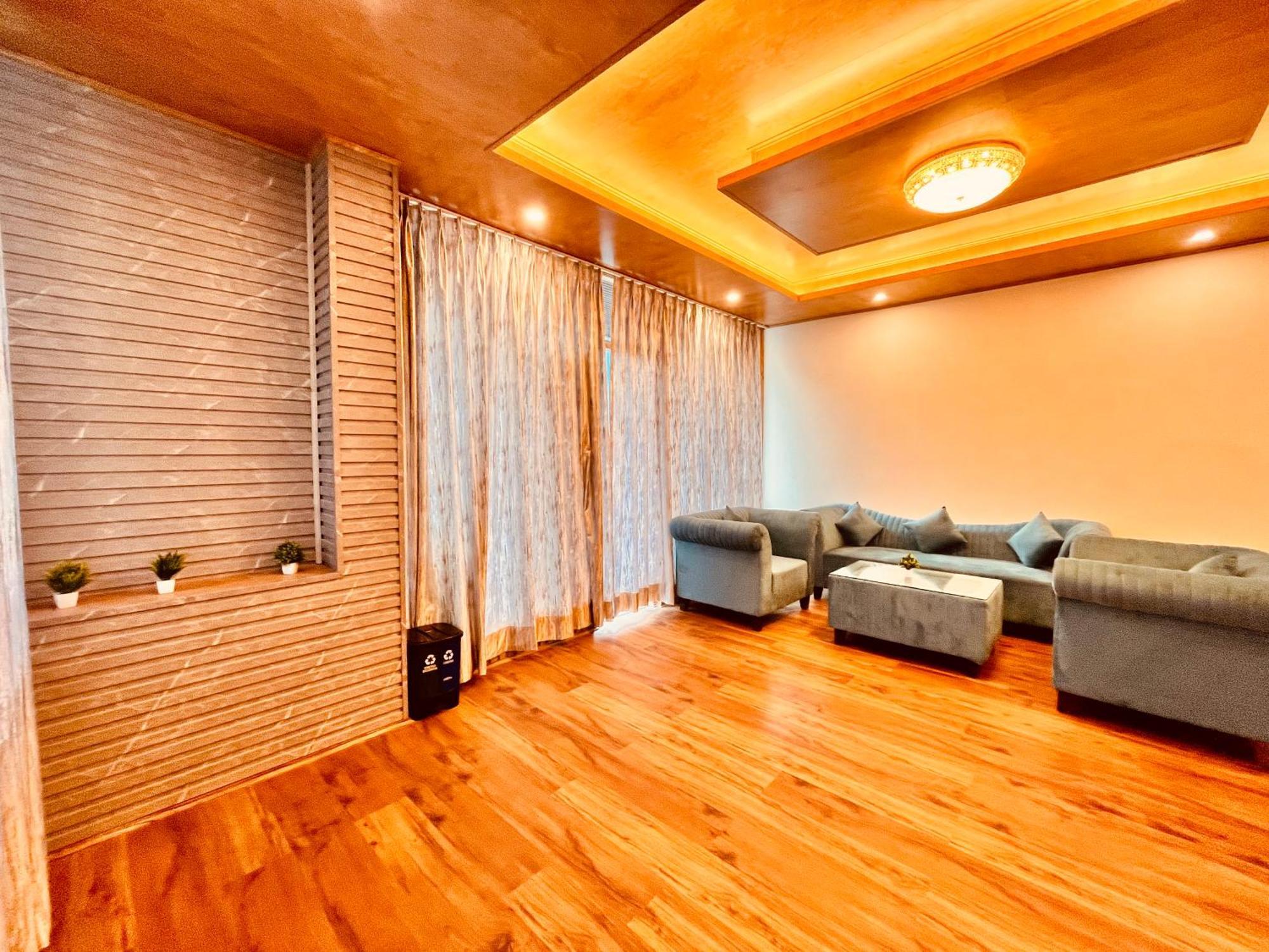 Naina Deventure Resort, Manali - Premium Rooms With Centrally Heated & Scenic View Eksteriør billede